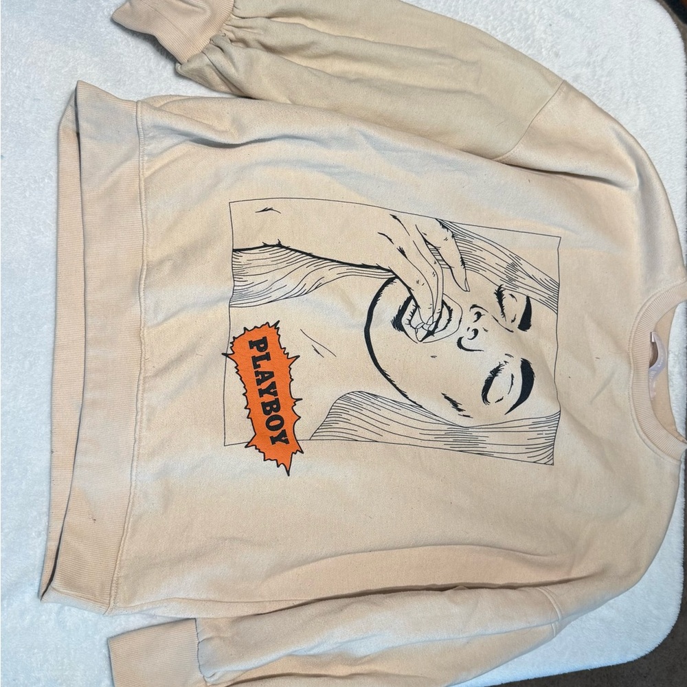 Missguided + Tan Graphic Sweatshirt